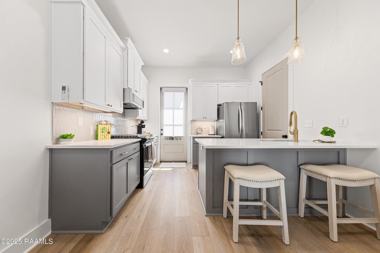 206 Steiner Rd - Photo 6 of 26