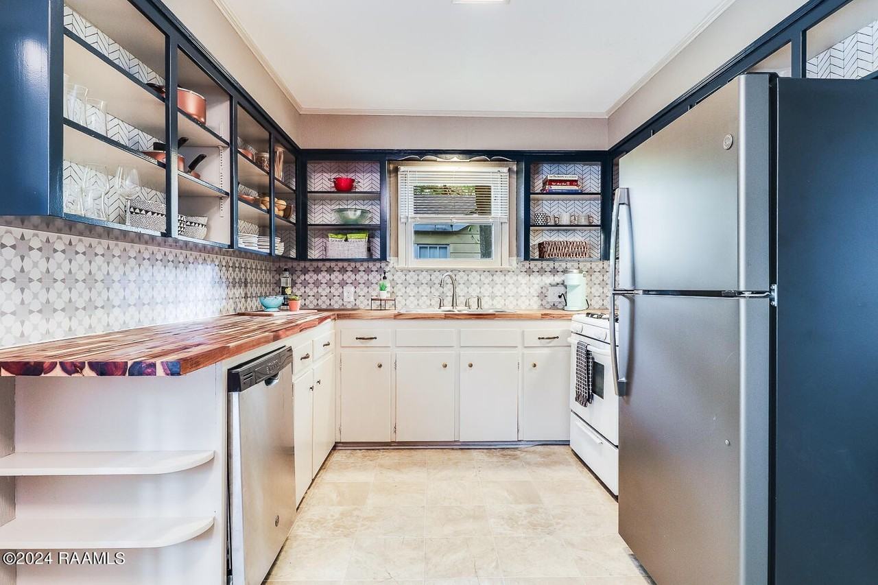 1011 W Congress St - Photo 4 of 14