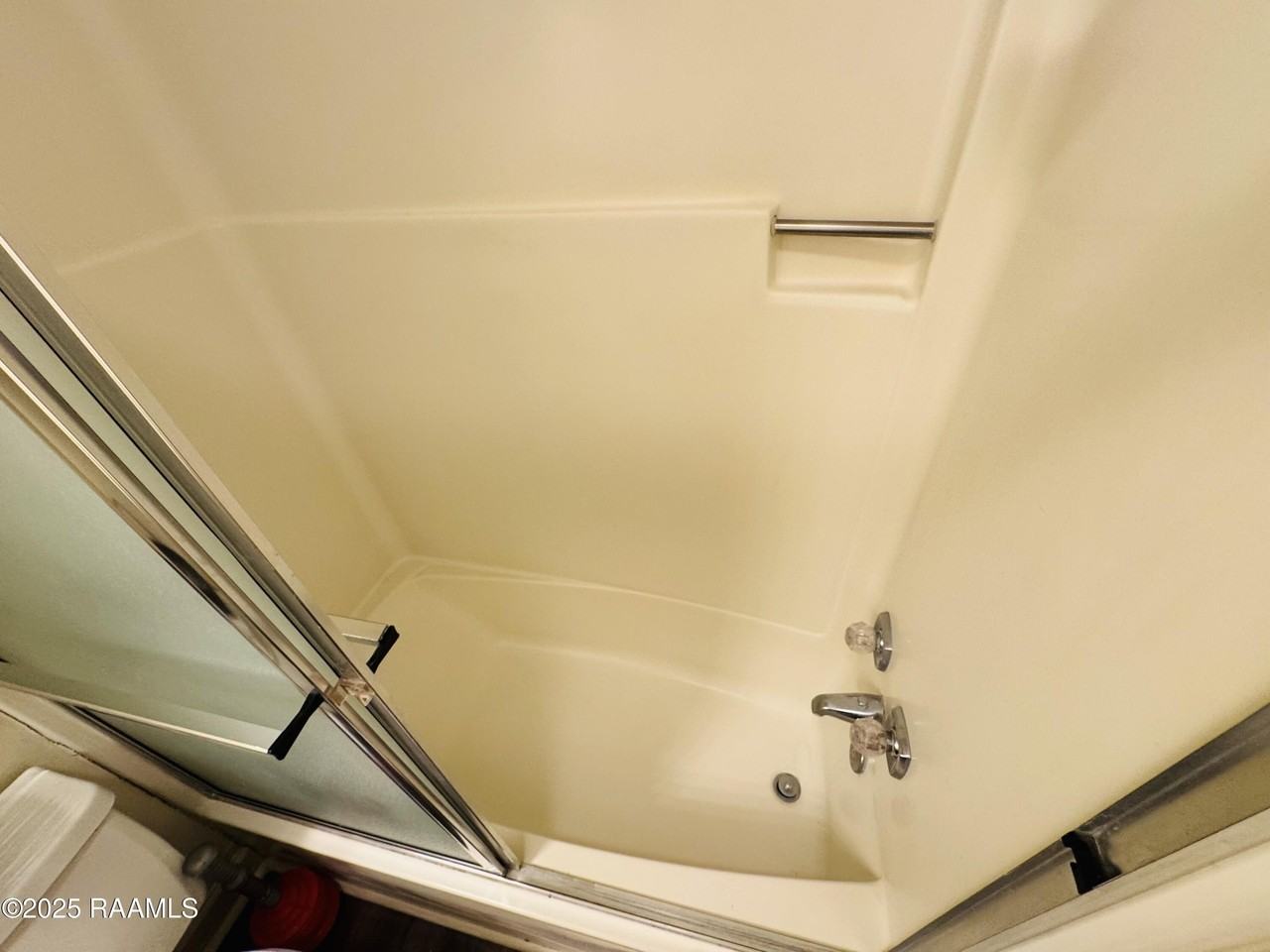 2419 Robley Dr - Photo 4 of 12