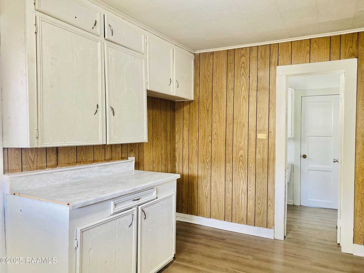 309 Armentor St - Photo 3 of 7