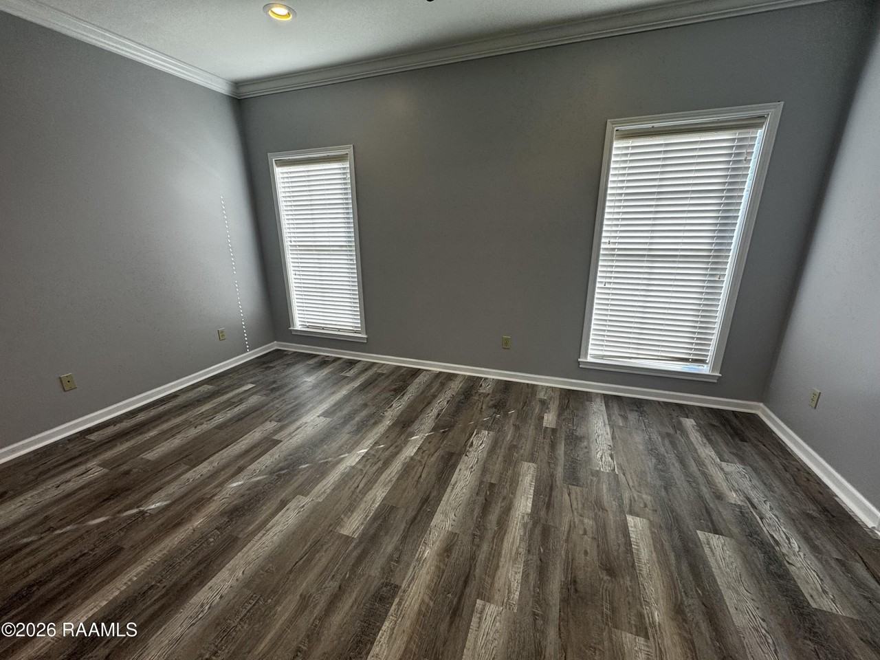 201 Pavilion St - Photo 7 of 19