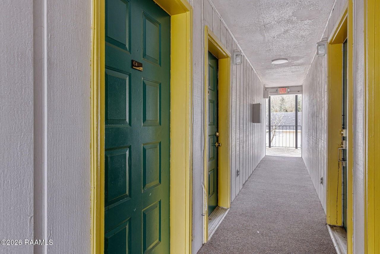 1318 Lee Ave Apt B6 #B6 - Photo 3 of 16