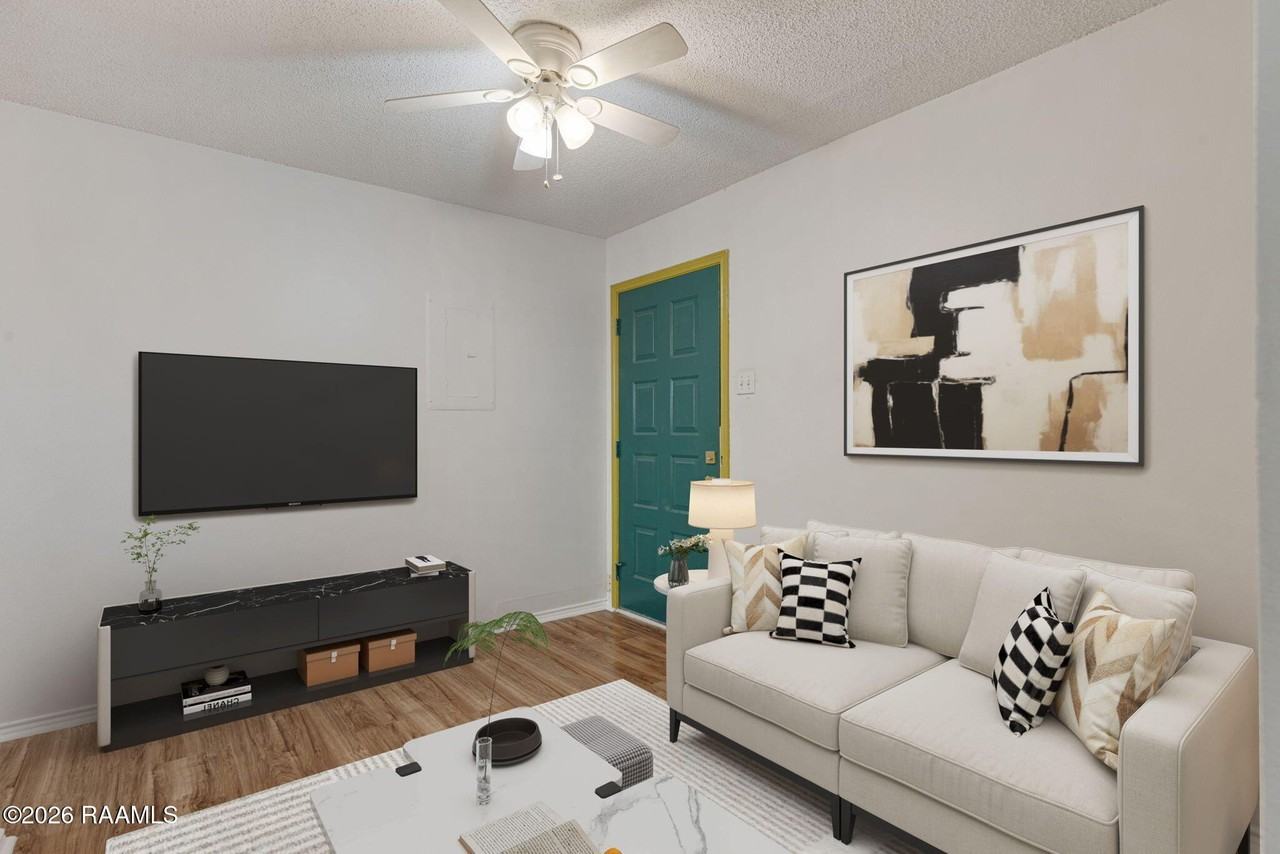 1318 Lee Ave Apt B6 #B6 - Photo 4 of 16