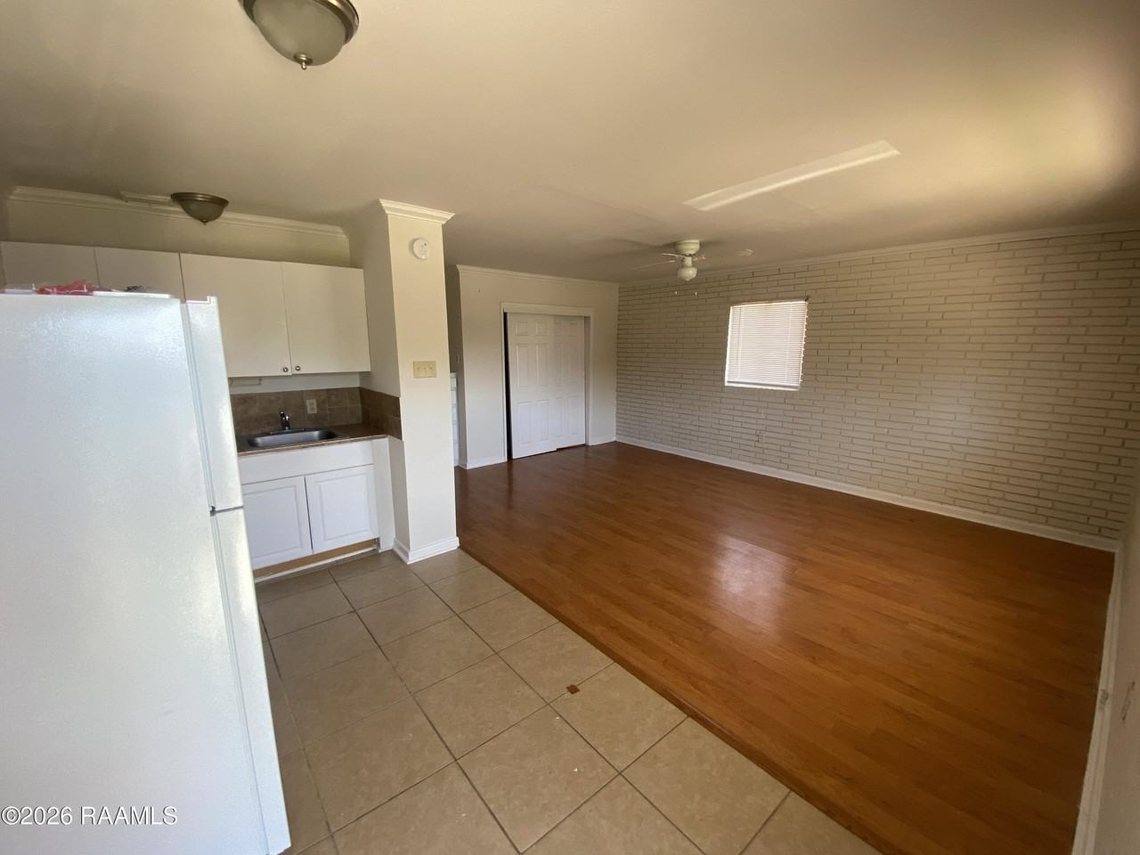 1126 Aster St - Photo 2 of 6