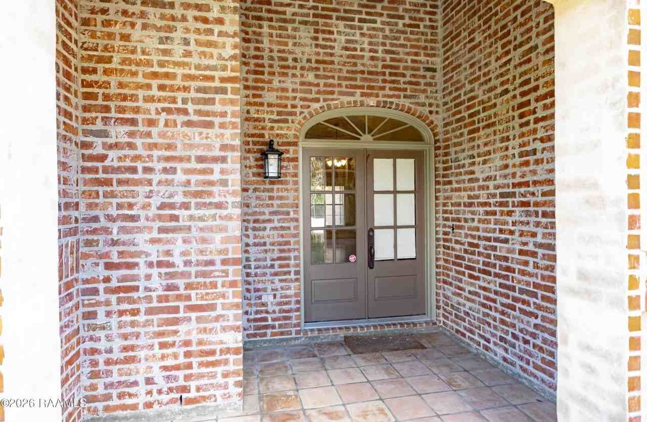 209 Metairie Ct - Photo 3 of 24