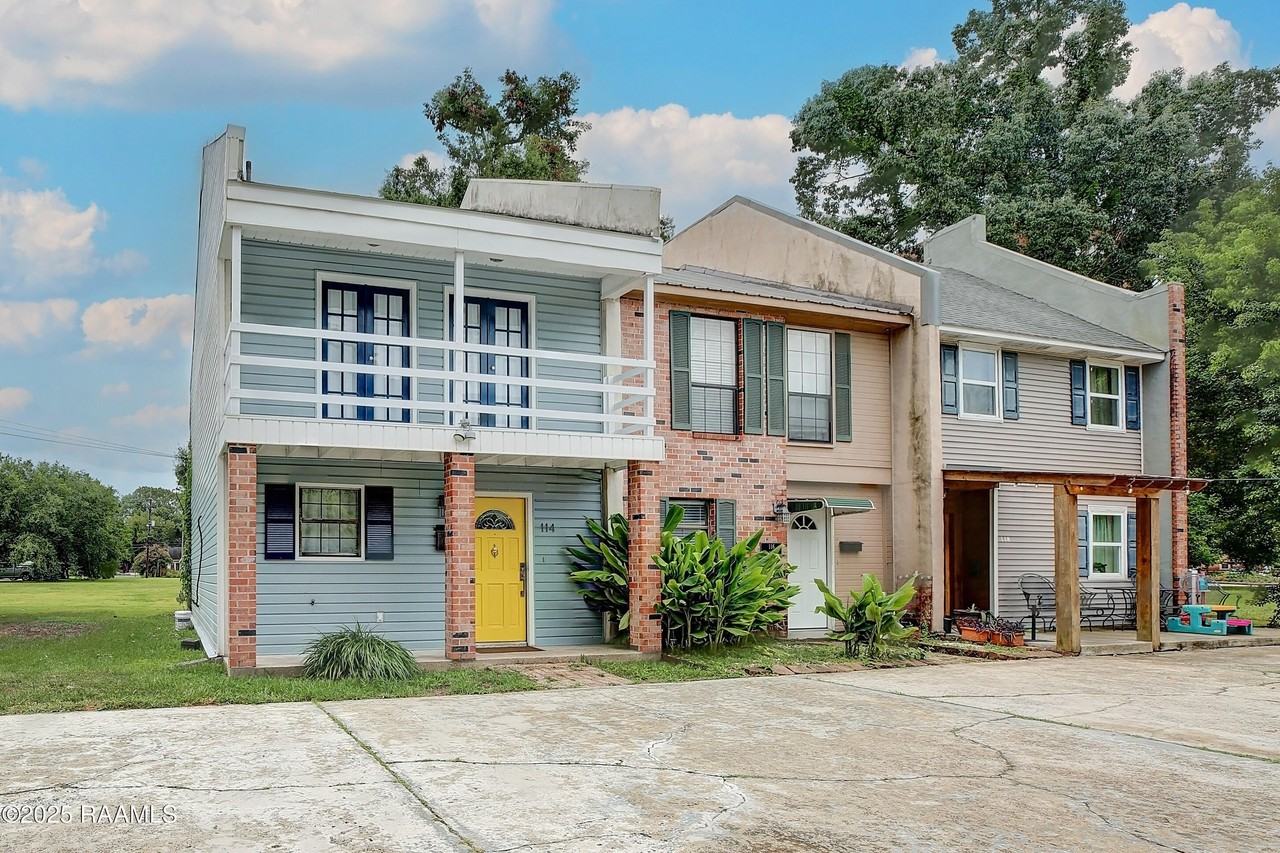 114 Carlin St - Photo 2 of 12