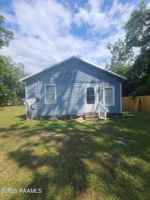 featured image of 1032 N Railroad Ave