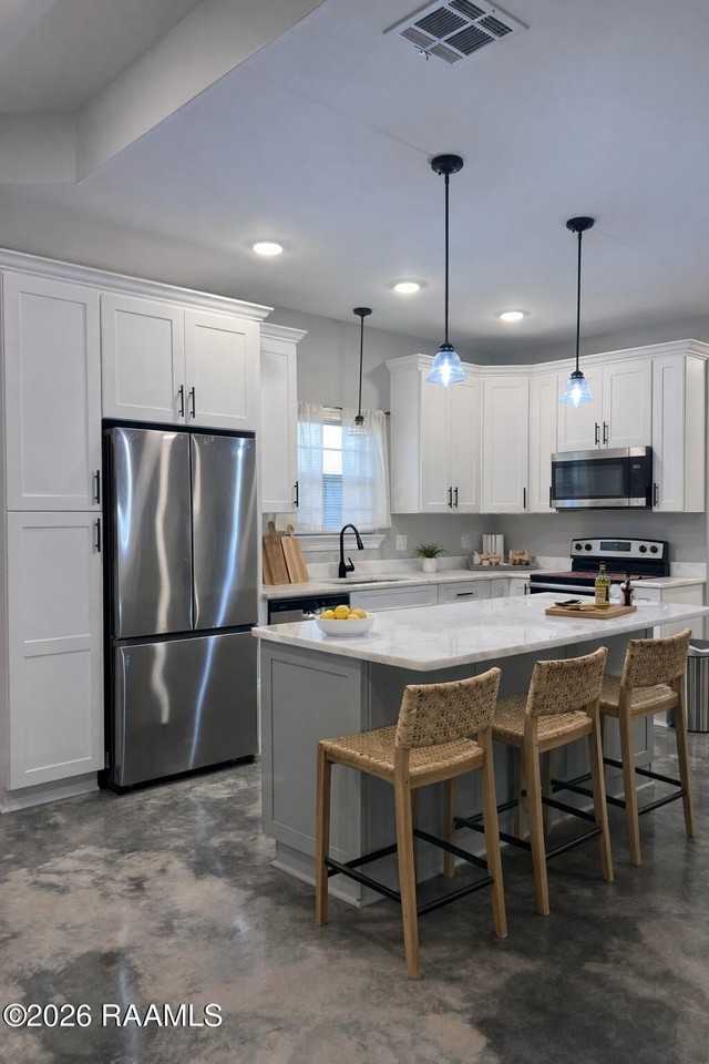 1061 Madeline Hts - Photo 4 of 6