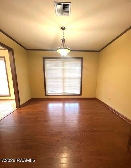 208 Bellemont Dr - Photo 4 of 34