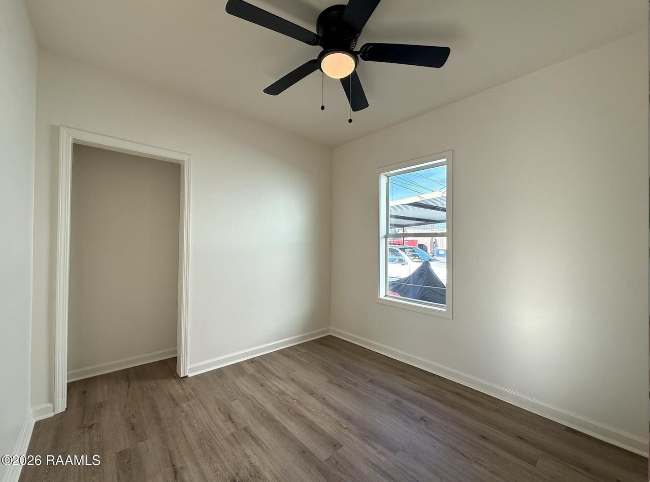 801 Cleveland St - Photo 5 of 13