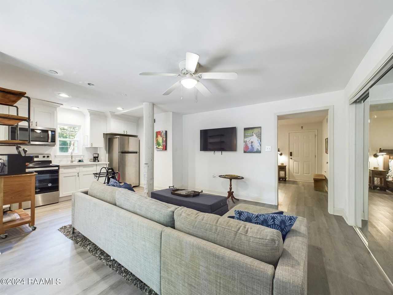 68335 Taulla Dr - Photo 3 of 49