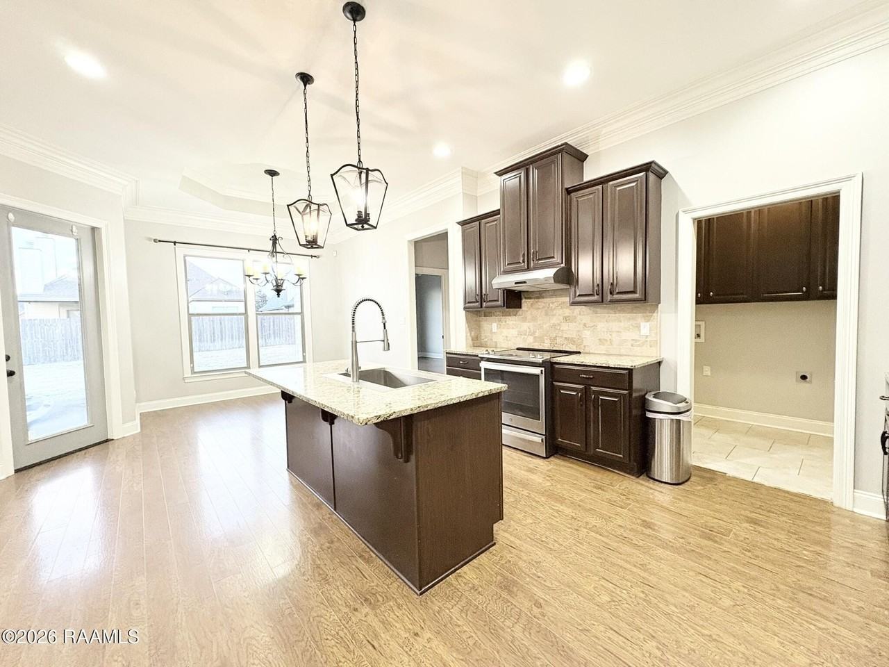 103 Gunter Grass Ct - Photo 4 of 25