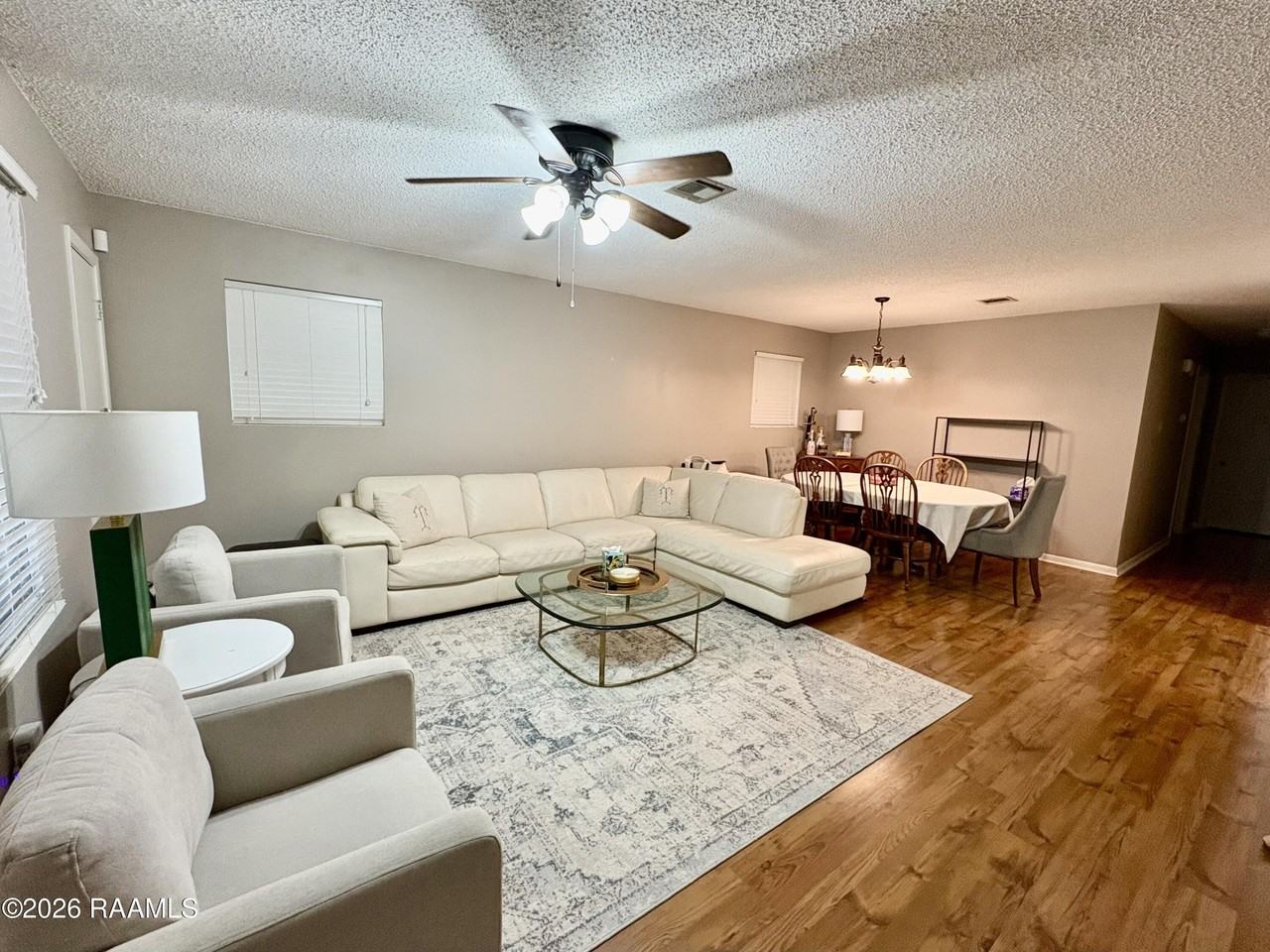 103 Brookwood Cir - Photo 3 of 17