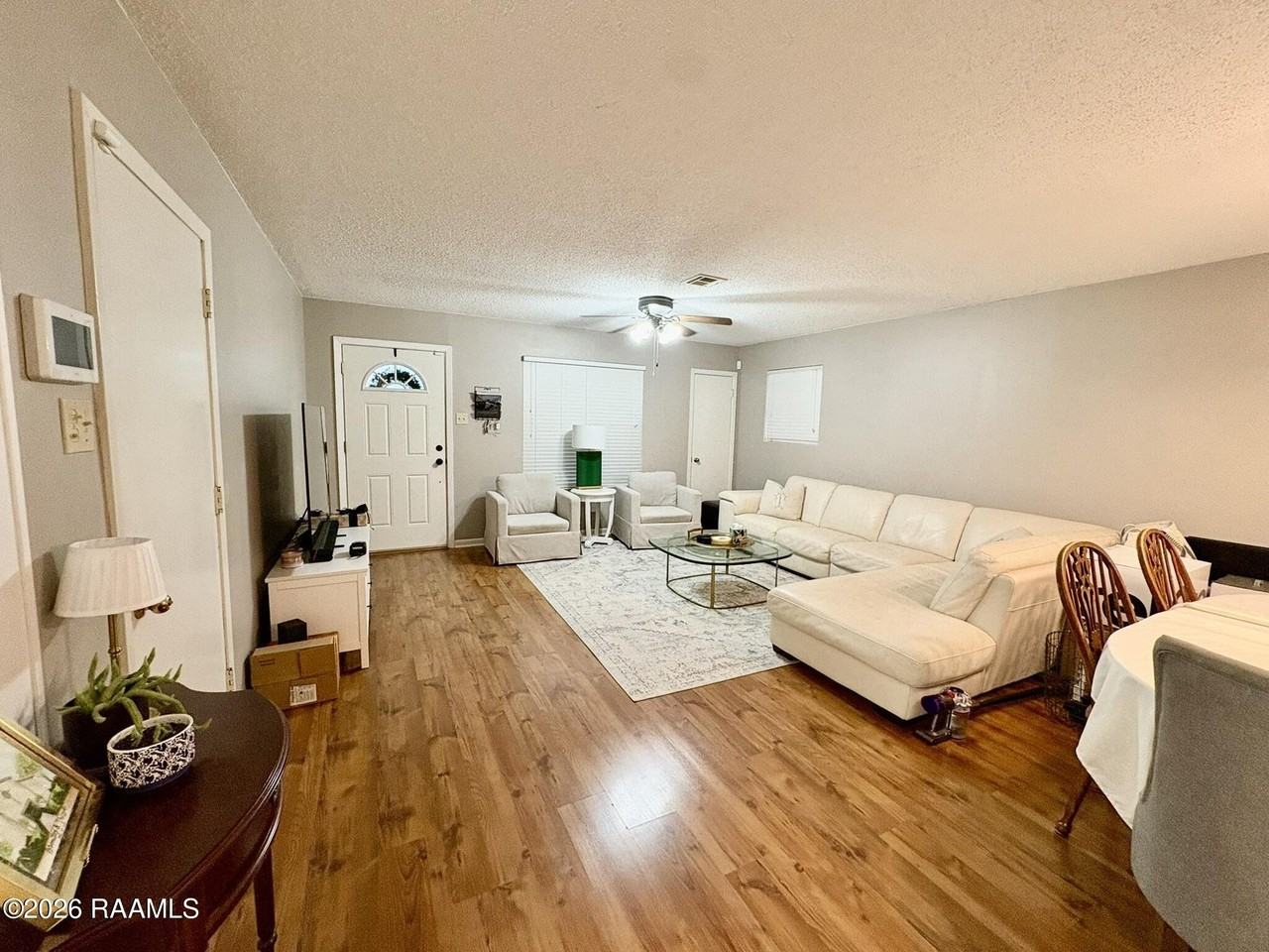 103 Brookwood Cir - Photo 4 of 17