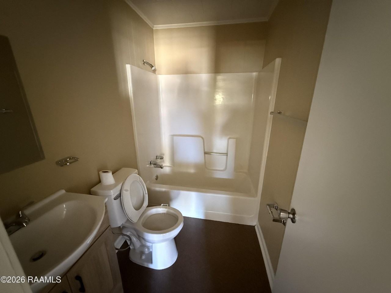 805 Joseph St - Photo 6 of 8