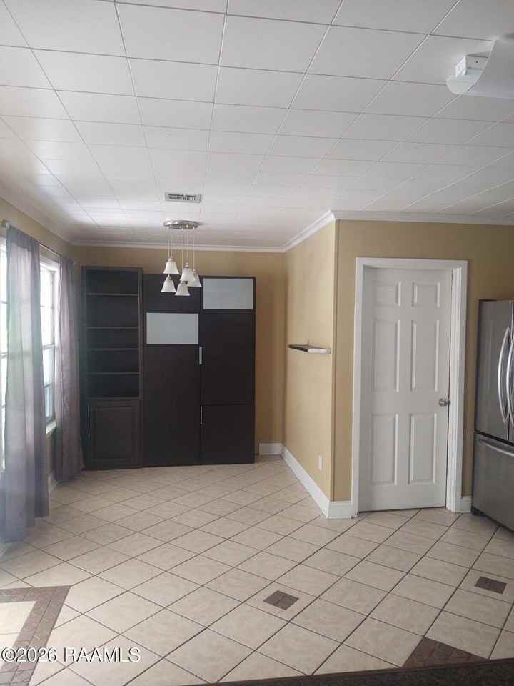 108 Billeaud Ln - Photo 5 of 17