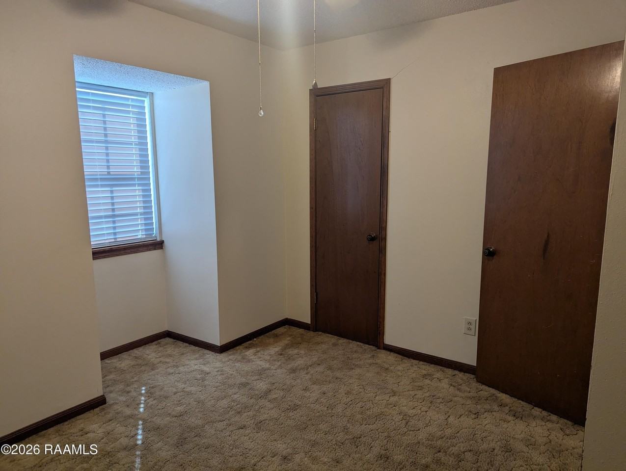 714 S Wimberly St - Photo 5 of 8