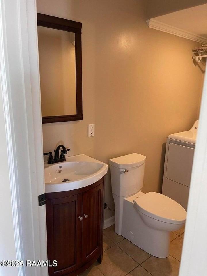 205 W Monroe St Unit A #A - Photo 4 of 12