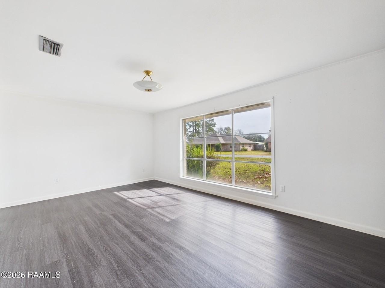 107 Westmoreland Dr - Photo 6 of 20