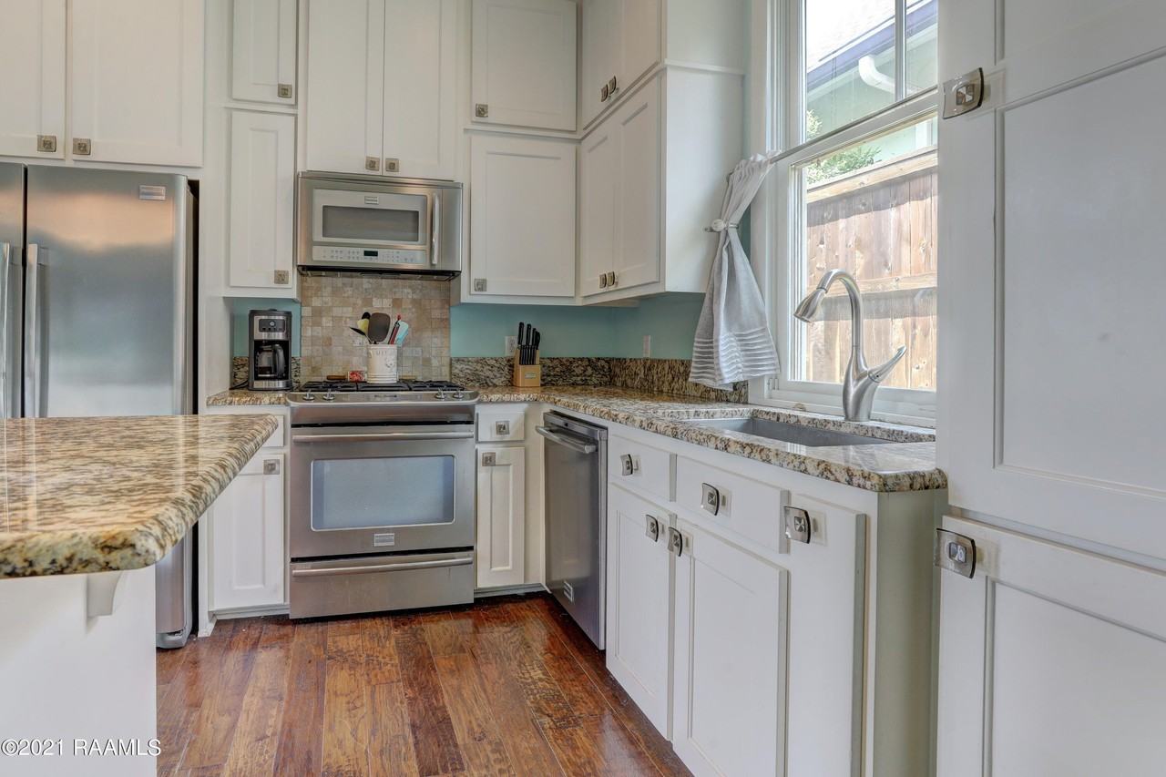 108 Beaulac Ln - Photo 7 of 24