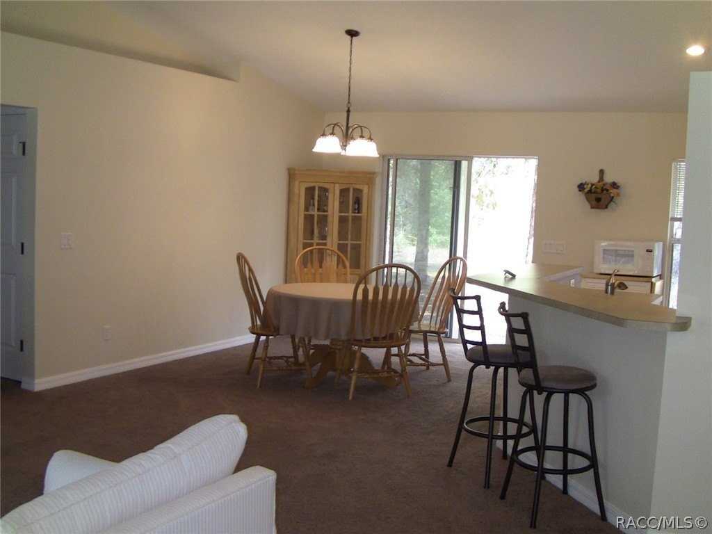 10215 N Biscayne Dr - Photo 3 of 29