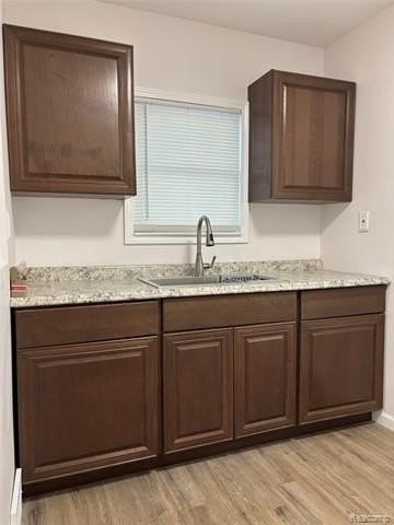 2421 Concord St - Photo 5 of 10