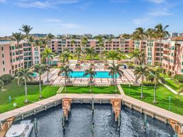 featured image of 120 Se 5th Ave #225