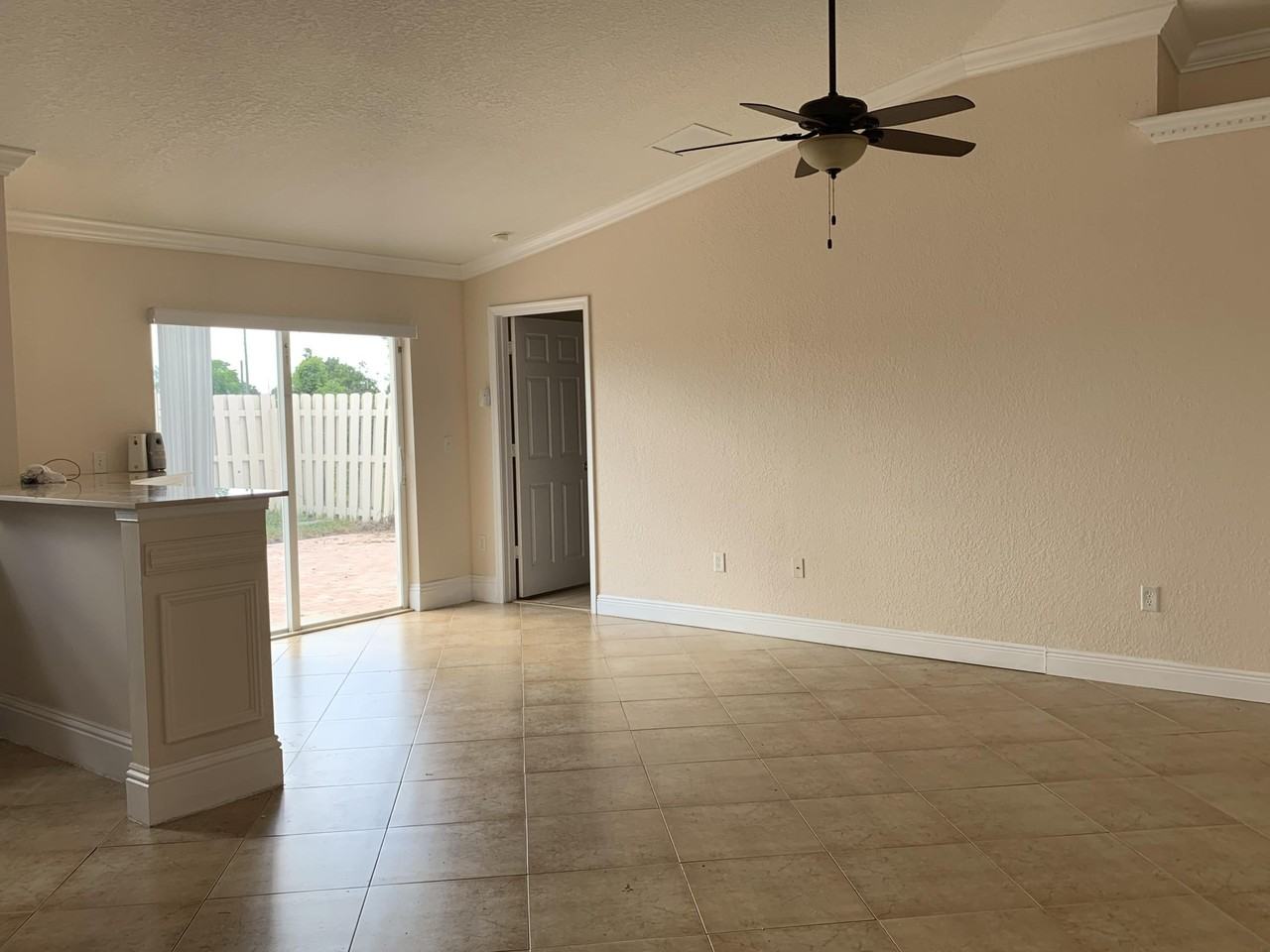 5900 Azalea Cir - Photo 3 of 35