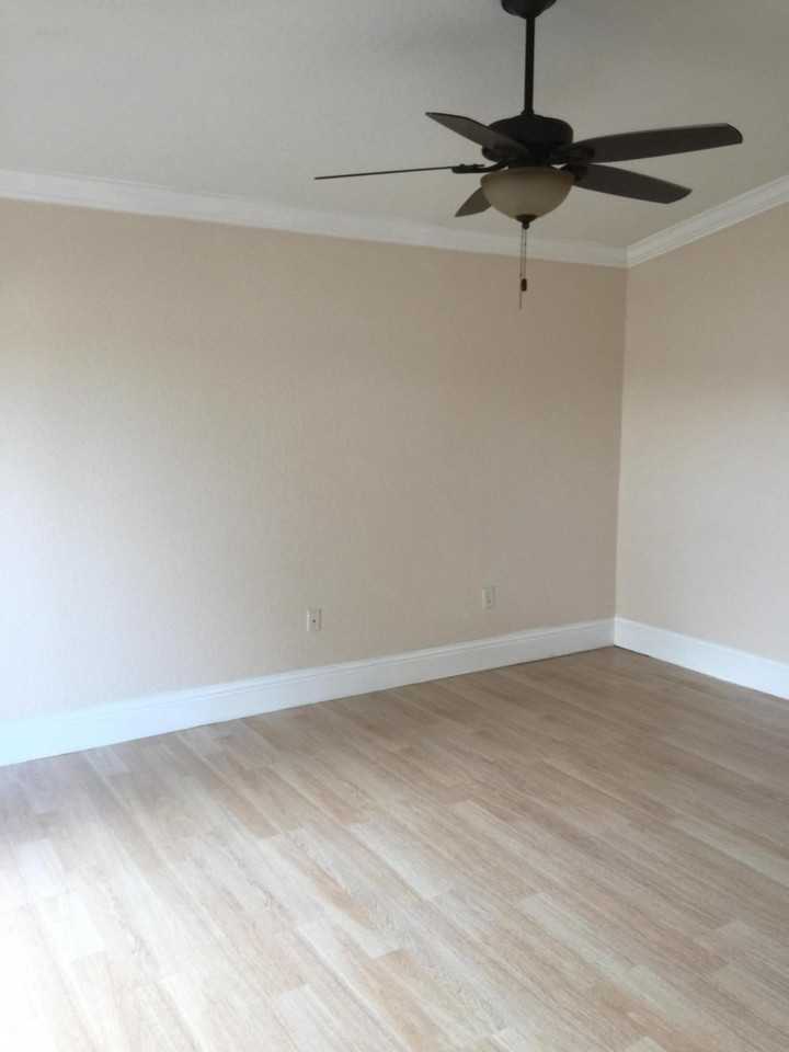 5900 Azalea Cir - Photo 5 of 35