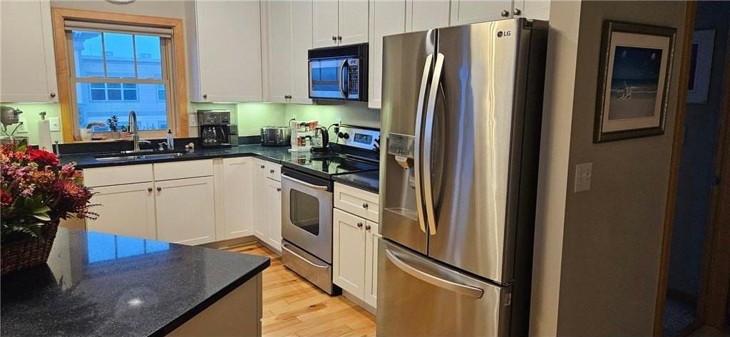 2201 Village Ln #405 - Photo 7 of 14