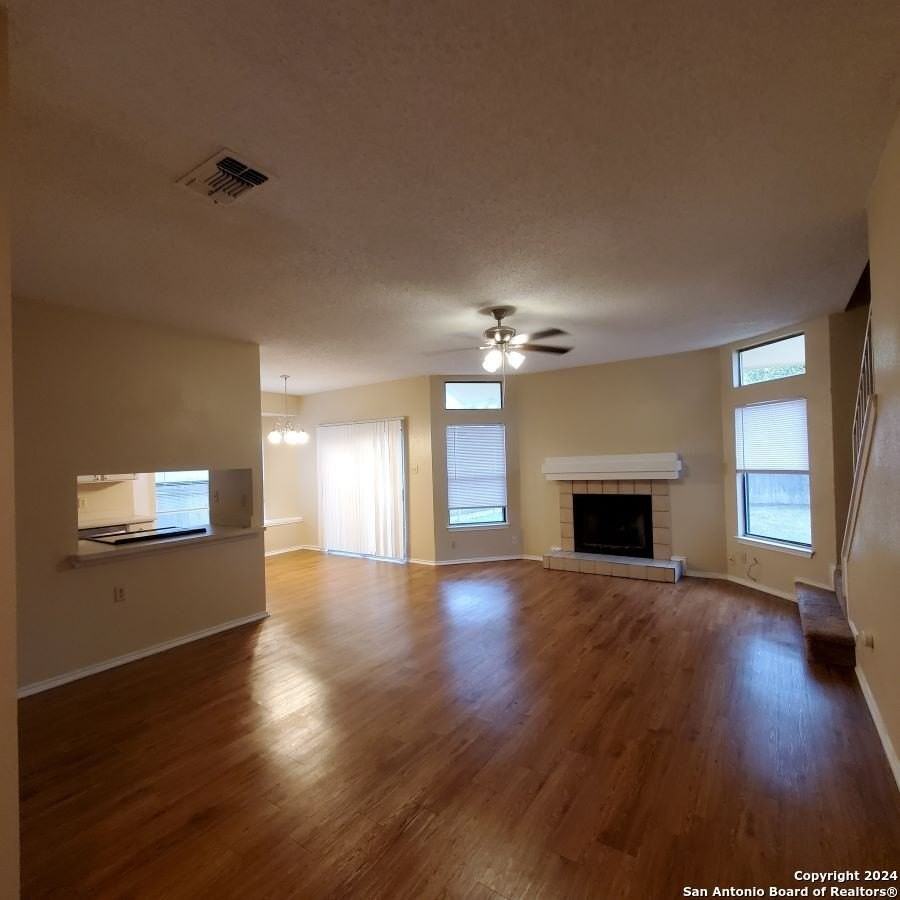 13071 Feather Ridge Dr - Photo 2 of 17