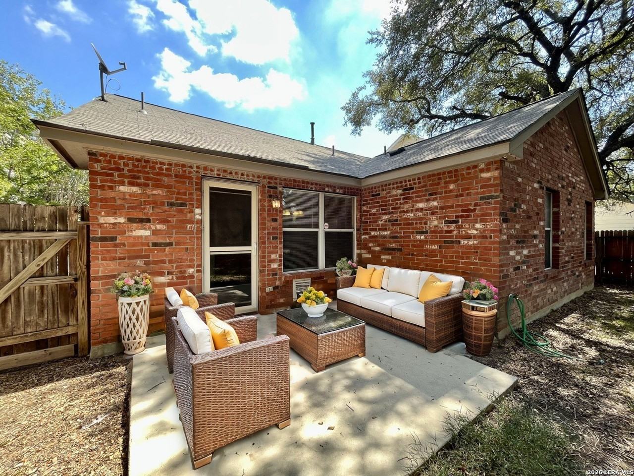 67 Lockspring - Photo 5 of 46