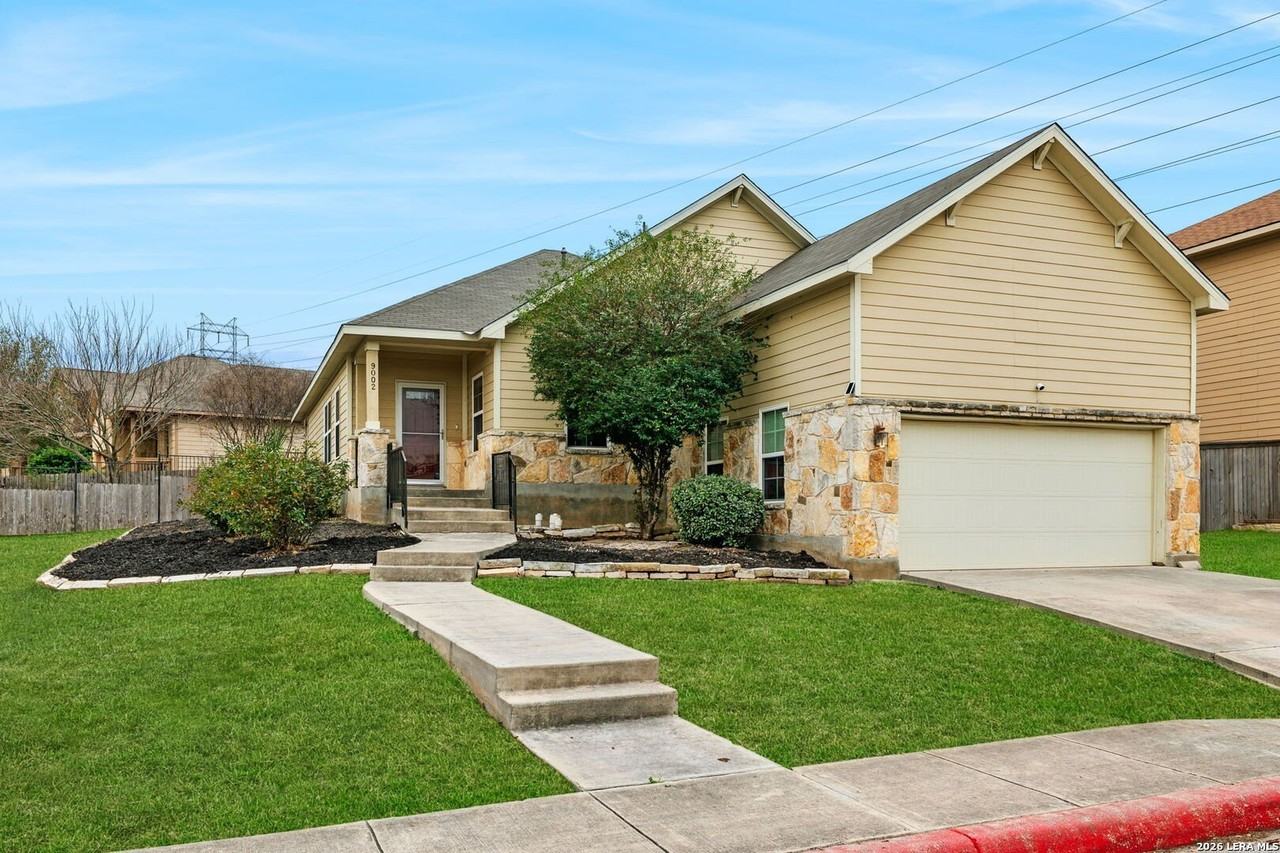 9002 Summit Lk - Photo 2 of 31