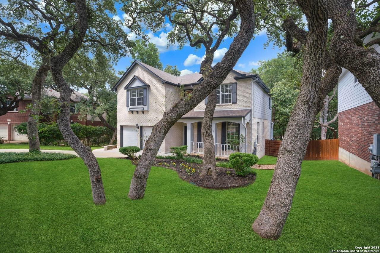 4508 Brush Creek Dr - Photo 2 of 33