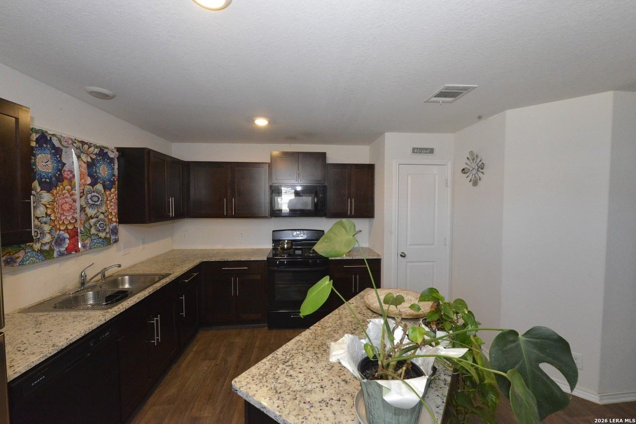 6659 Legato Curv - Photo 2 of 15