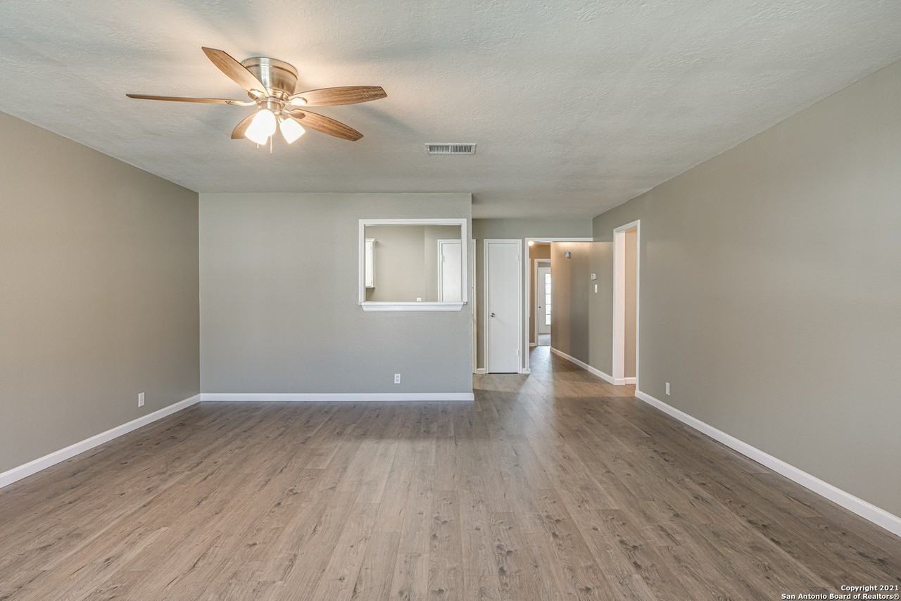 9438 Celine Dr - Photo 7 of 27