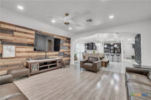 featured image of 5577 Perdita Dr