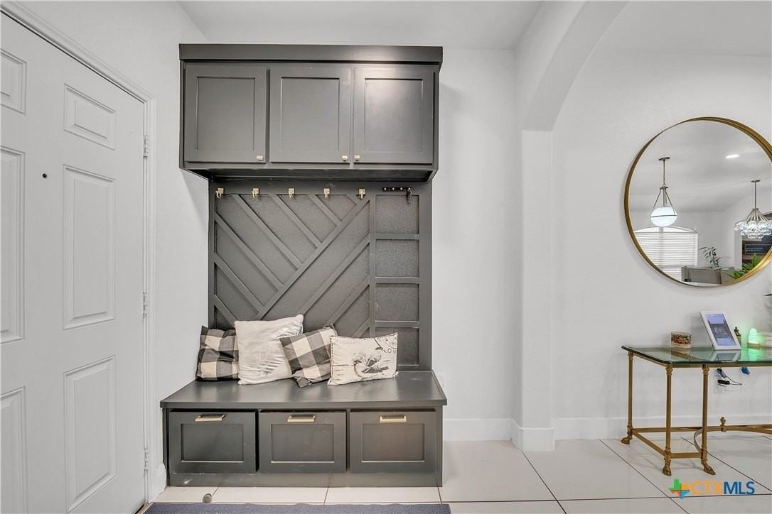 5577 Perdita Dr - Photo 4 of 25