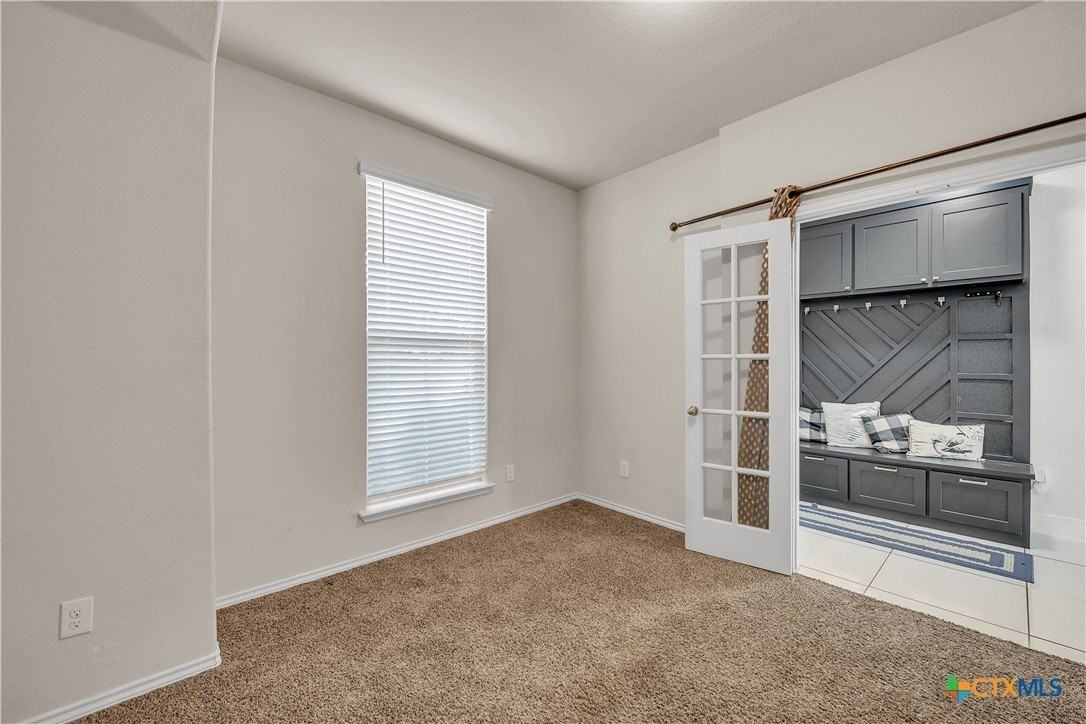 5577 Perdita Dr - Photo 5 of 25