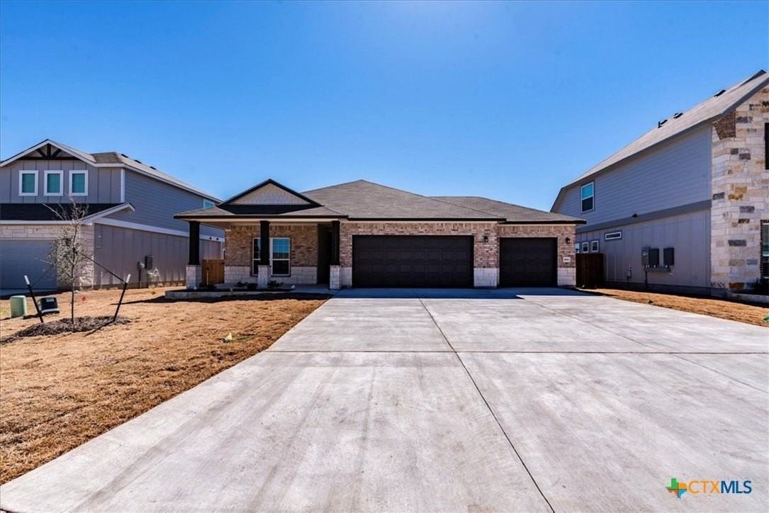 8811 Sassafras St - Photo 2 of 33