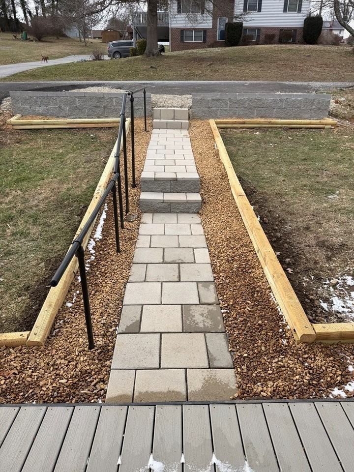 520 Virginia Ave - Photo 2 of 22