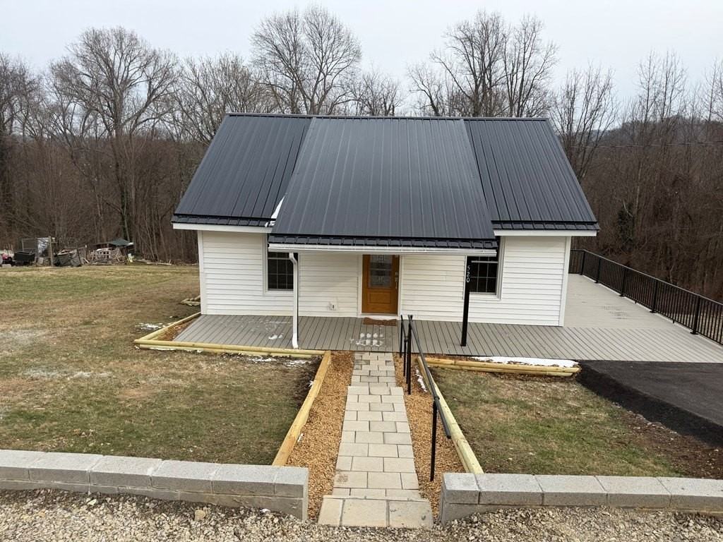 520 Virginia Ave - Photo 3 of 22