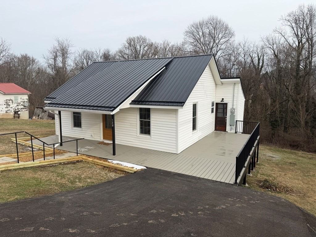 520 Virginia Ave - Photo 4 of 22