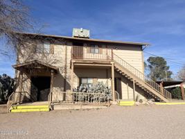 featured image of 732 W 4th St