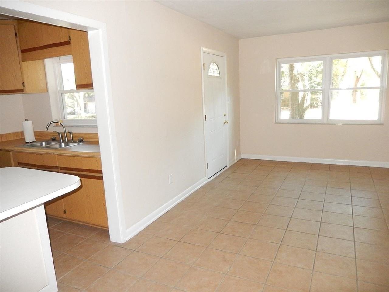 1514 Rankin Ave - Photo 6 of 19