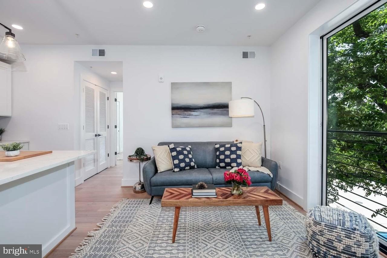 2601 30th St Ne Unit 6 - Photo 5 of 15