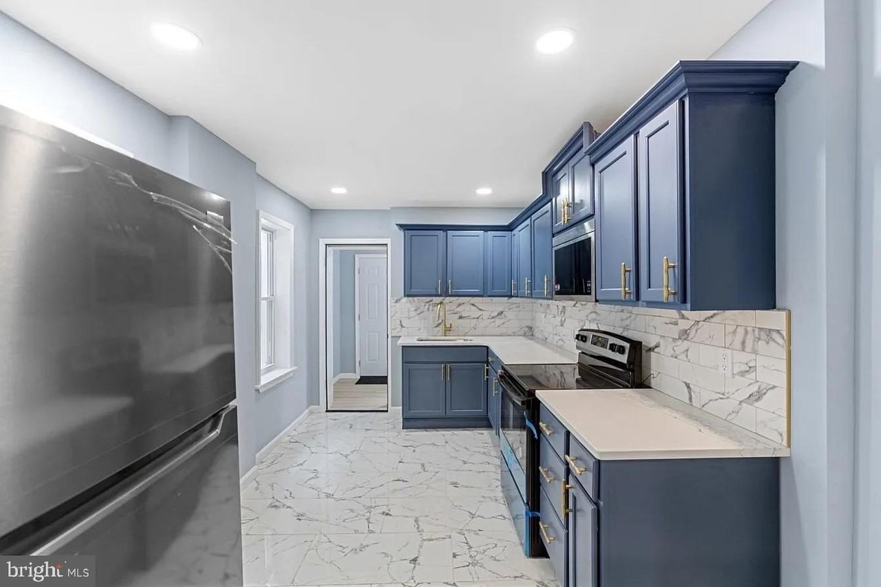 1004 N Spruce St - Photo 6 of 27