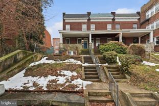 2302 Mount Royal Ter - Photo 1 of 1