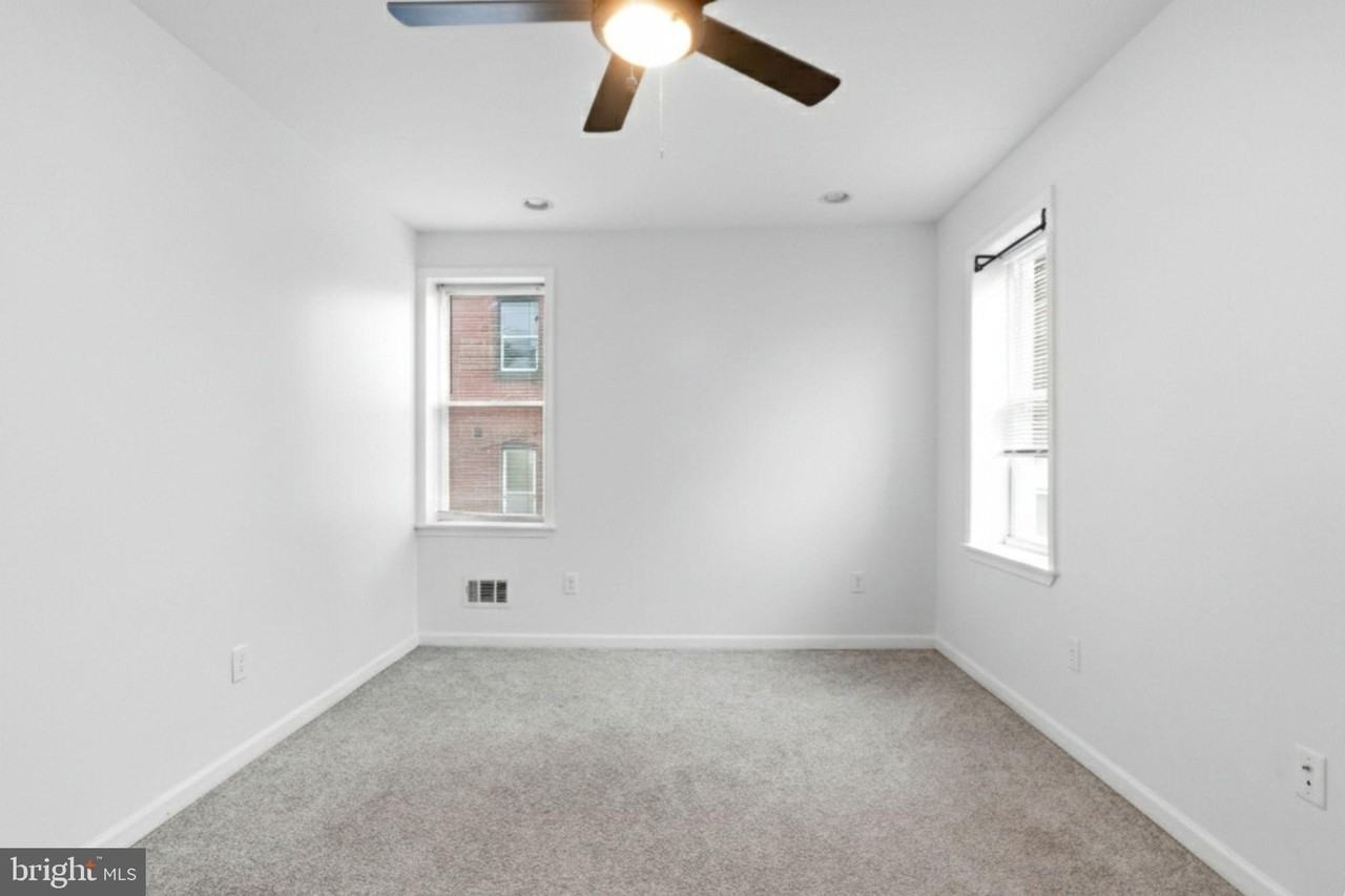 2302 Mount Royal Ter - Photo 5 of 43