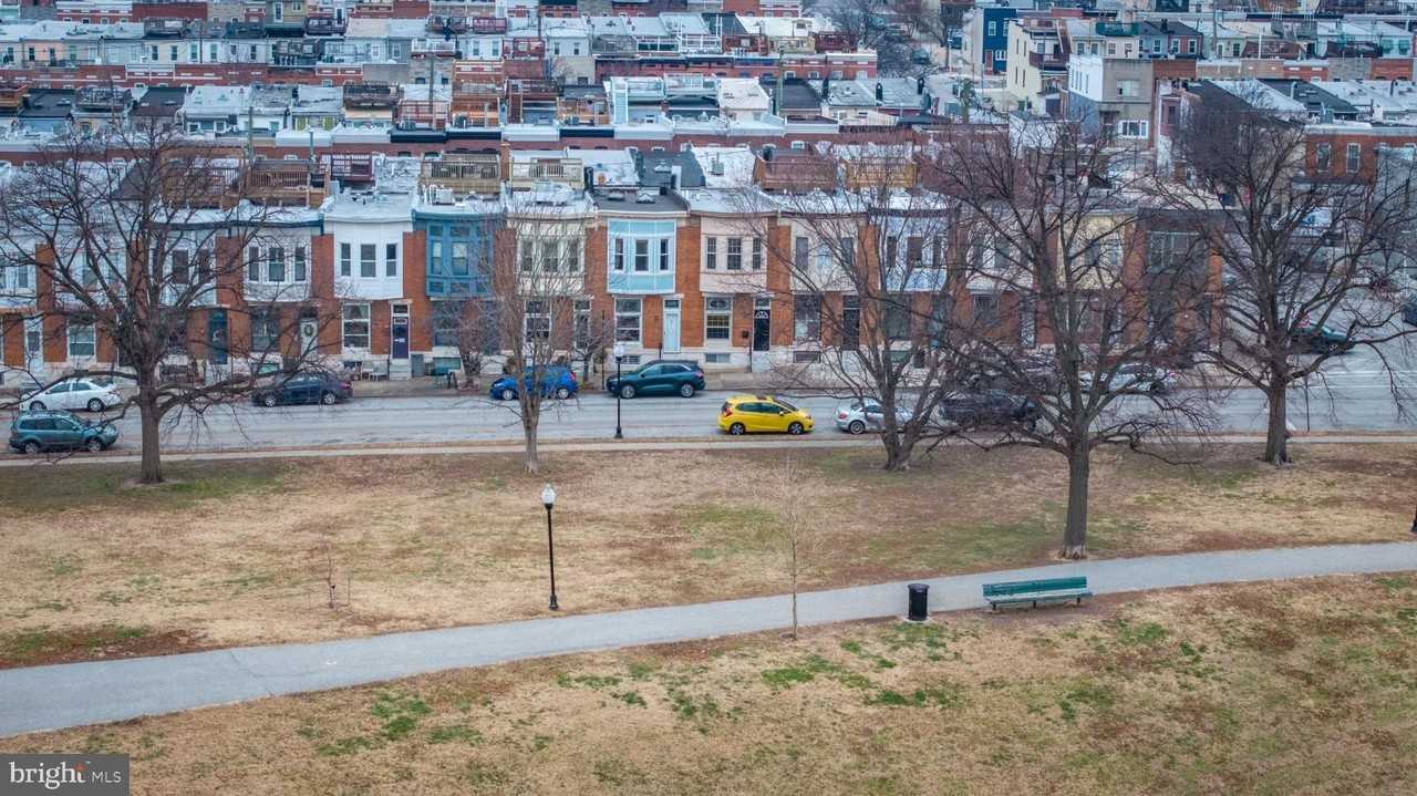 263 S Ellwood Ave - Photo 5 of 49